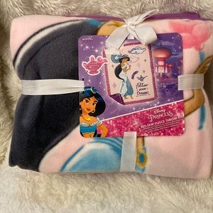 Disney Princess No-Sew Fleece Throw Kit